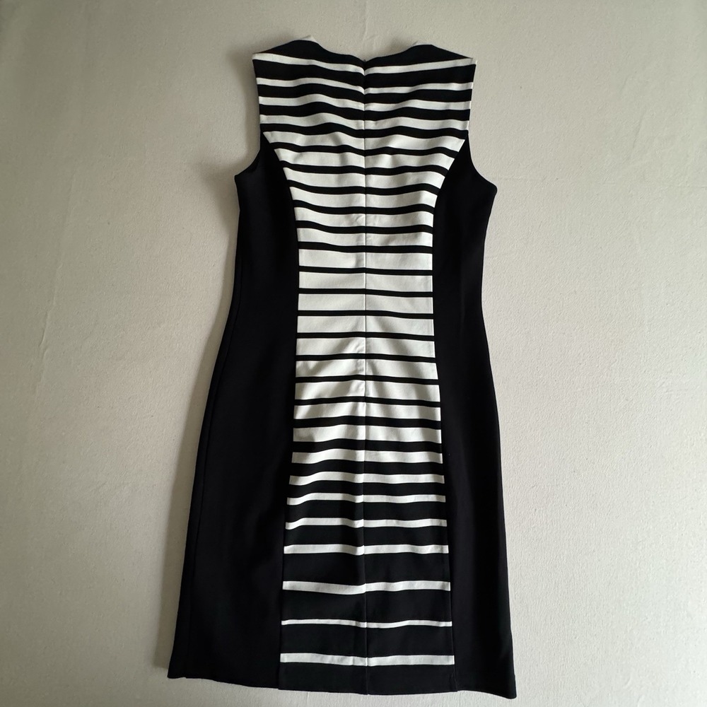 J. McLaughlin Black/White Striped Sleeveless Ponte Sheath Dress Size Small Zip - Picture 13 of 13